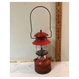 VINTAGE RED COLEMAN LANTERN VINTAGE RED COLEMAN LANTERN
