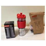 1 French press with color handle2 Double-walled travel mug 1 French press with color handle2 Double-walled travel mug