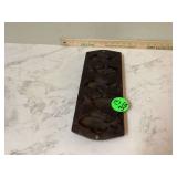 Fish-shaped cast iron pan for cornbread Fish-shaped cast iron pan for cornbread