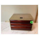 Keltum flatware set with drawer case Keltum flatware set with drawer case