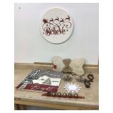 ASSORTED CHRISTMAS DECORATIONS