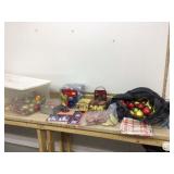 ORNAMENTS   HOLIDAY DECOR