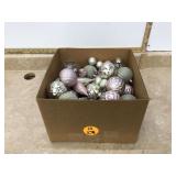 ORNAMENTS   HOLIDAY DECOR