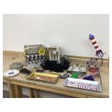 ORNAMENTS   HOLIDAY DECOR