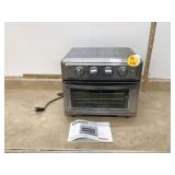 Toaster oven with air fryer feature by Cuisinart