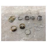 COSTUME RINGS - COSTUME JEWELRY