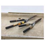 2 HEDGE TRIMMERS - LAWN & GARDEN