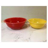 Old Pyrex glass bowls in various colors