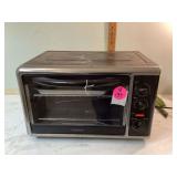 Hamilton Beach Toaster Oven - Functional