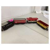 4 VINTAGE TRAIN CARS - COLLECTIBLES