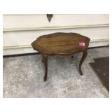 ANTIQUE STAND