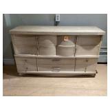 MID CENTURY MODERN FURNITURE