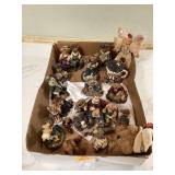 BOYD BEAR FIGURINES - FIGURINES