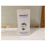 Mens electric razor with trimmer