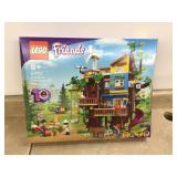 NEW FRIENDS LEGO SET - COLLECTIBLES