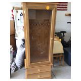 WOODEN 8-GUN CABINET