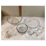 Pyrex glass set large bowl small bowls round platter