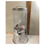 Container with spout for serving drinks