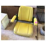 JOHN DEERE TRACTOR SEAT - FARM