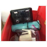versatile tote with pitchers and toaster