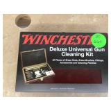 Pistol cleaning kit for all sizes