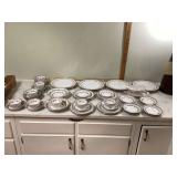 Extensive Noritake Ridgewood china set