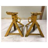 2 JACK STANDS - TOOLS