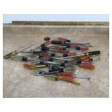 VARIOUS SCREW DRIVES - TOOLS