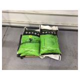4 40LB BAGS OF LUNE - TOOLS