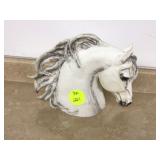 HORSE HEAD STATUE - FIGURINES