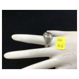 Sterling silver ring with clear stone 6 grams