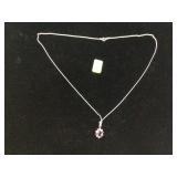 Small silver necklace with flower pendant 31g