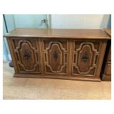 MID CENTURY MODERN FURNITURE