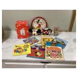 Vintage Disney glasses Mickey wall clock Enesco St Nicholas music box