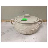 VERANDA DISHES BEAN POT - COLLECTIBLES