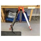TRI POD