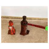 2 HYDRAULIC PUMPS - TOOLS