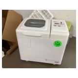 Automatic bread maker machine