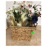 Basket with vases fake flowers