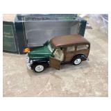 DIE-CAST MODEL