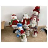 BOX OF SNOWMAN FIGURINES