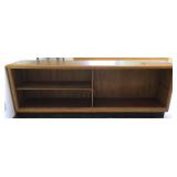 Service counter 8 Service counter 8