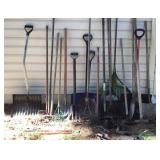 Miscellaneous garden / tools , come a long,