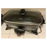 Rival electronic griddle with lid