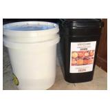 5 gallon bucket of kidney beans** Ready Hour* AH 5 gallon bucket of kidney beans** Ready Hour* AH