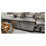 5' 2 door refrigerated sandwich prep table