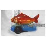 Tin fish push toy
