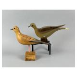 2 Wooden Doves