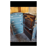 Steamer trunk 