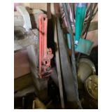 pipe wrenches